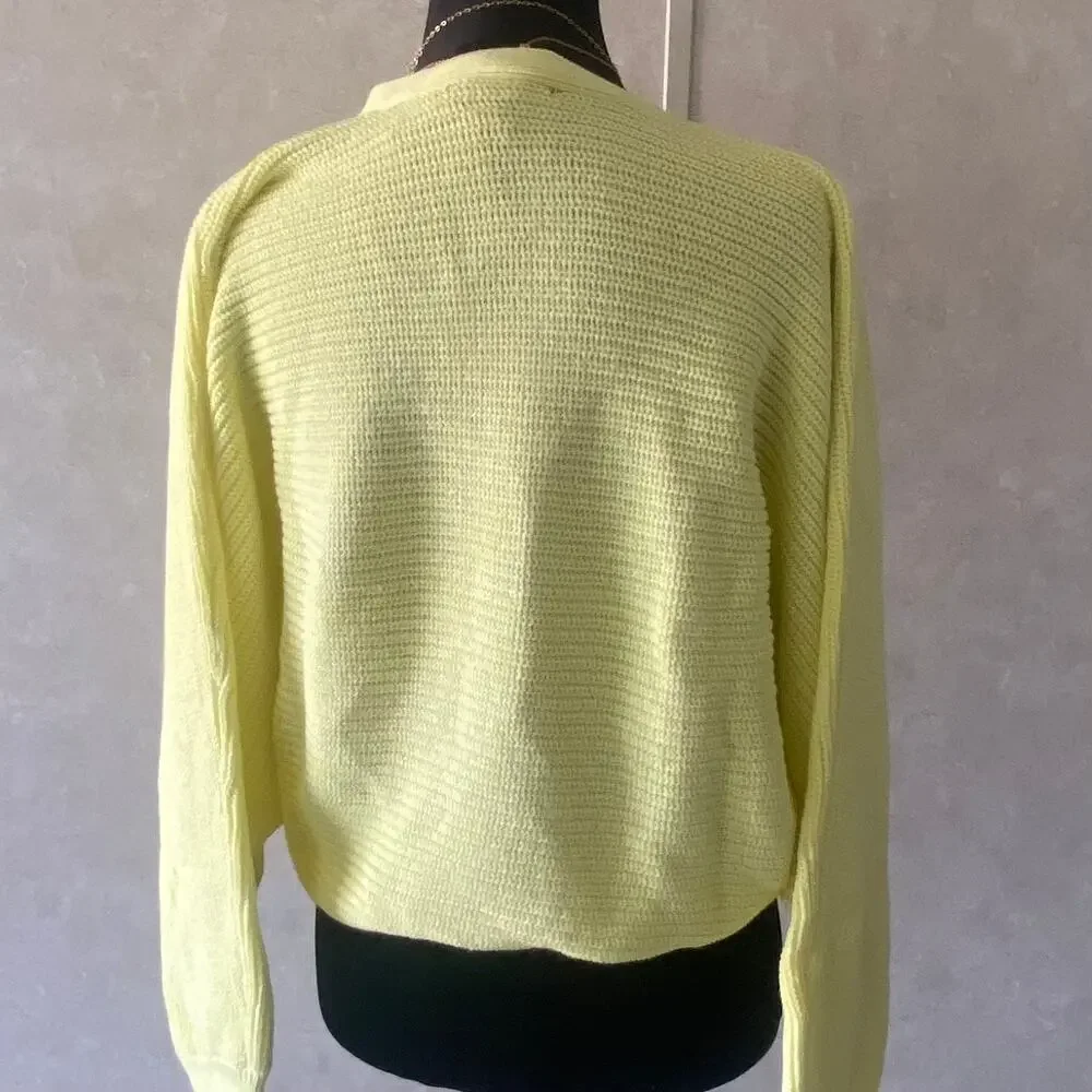Boxy Cropped Knit Sweater NWT + Gold Tone Necklace | Cotton Blend Y2K Top M